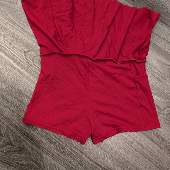 Asymmetrical Red Skirt with Shorts - Picture 6 of 8